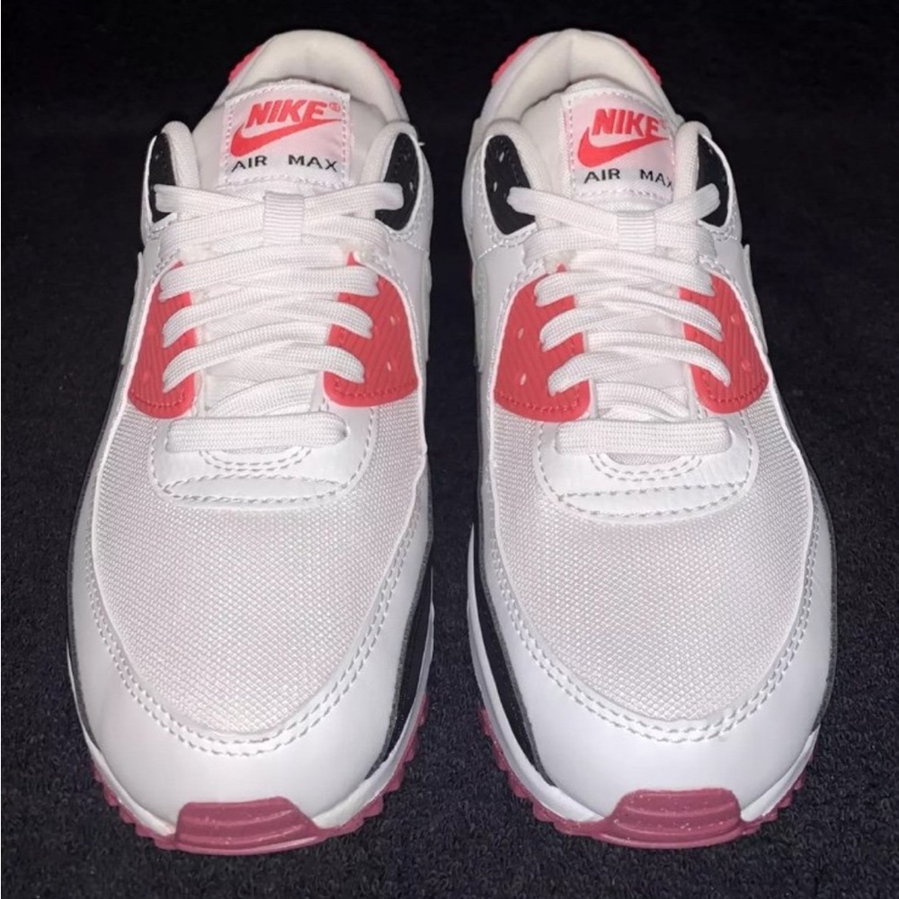 NIKE WMNS Air Max 90 White Aster Pink DH8010 105 - Sz 10/11 available - Picture 3 of 9